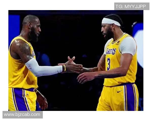 湖人对决快船精彩回放全程分析与精彩瞬间回顾